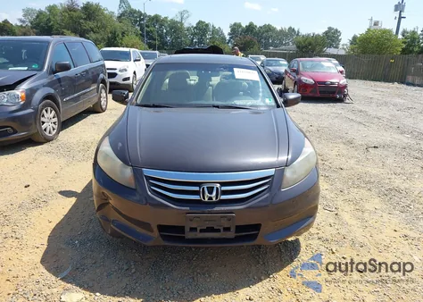 2011 Honda Accord 2.4 Ex-L from USA, damaged, VIN 1HGCP2F87BA048109